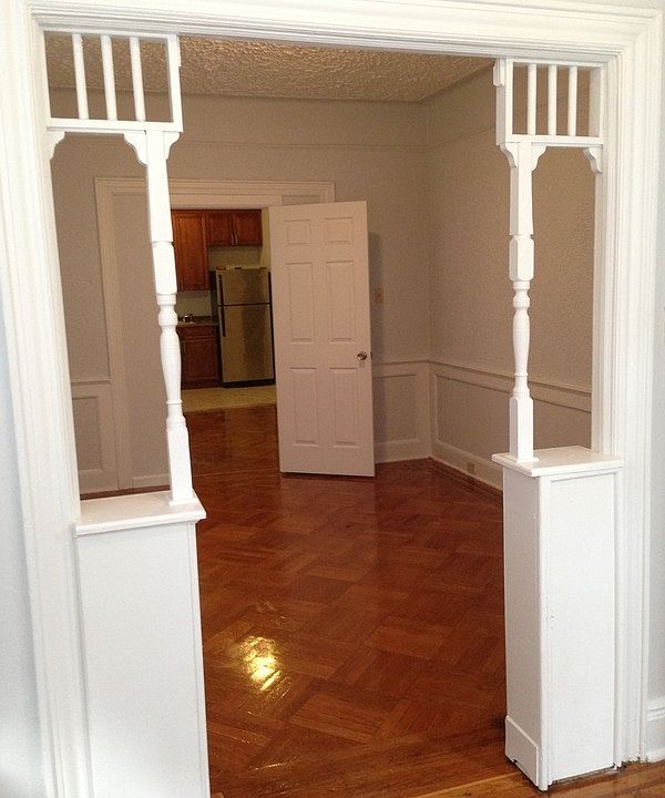 1st image of 69 Hawthorne St #1