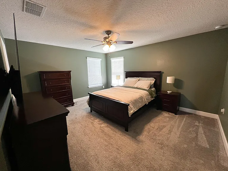 1585 Chelsea Manor Cir — Photo 18