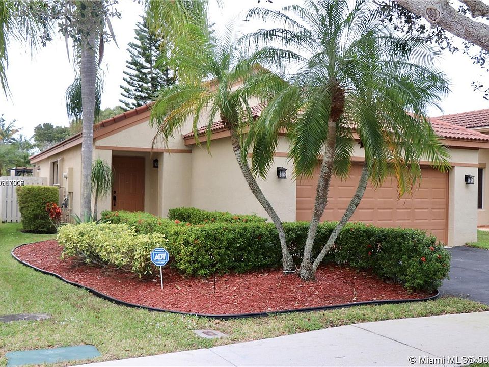 1st image of 1445 Mira Vista Cir