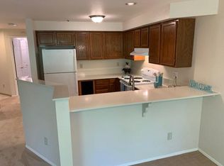 375 Bellevue Way SE APT 8, Bellevue, WA 98004