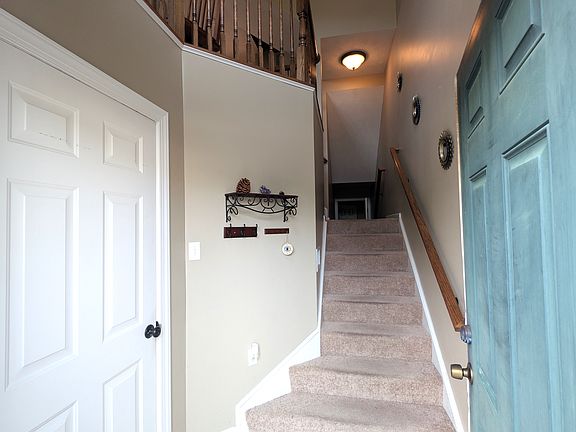 2nd image of 5009 Foxwood Ct