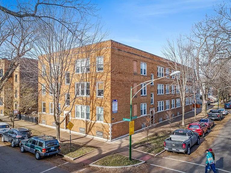 1634-36 W. Grace / 3804-10 N. Marshfield — Photo 13