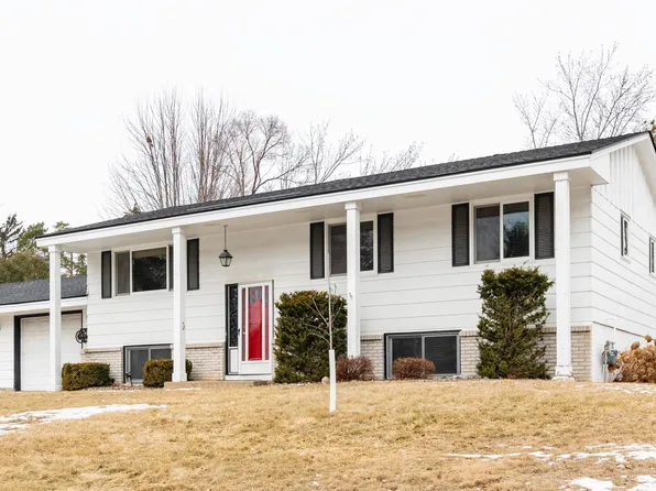 248 Mission Cir, Bloomington, MN 55420