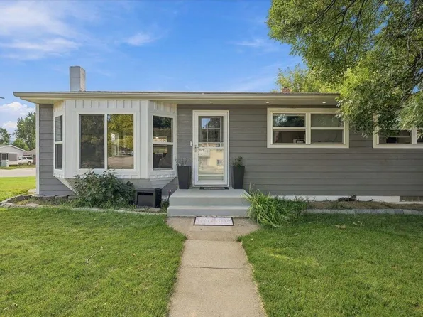 1001 N 10th St, Spearfish, SD 57783