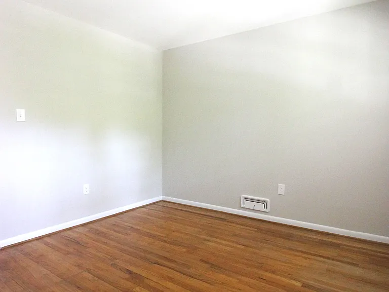 6211 Duntley Ct — Photo 33