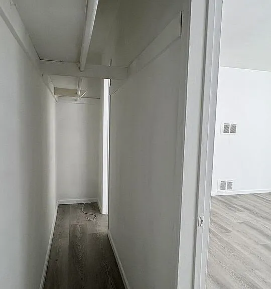 1010 N Stanley Ave #8 — Photo 16