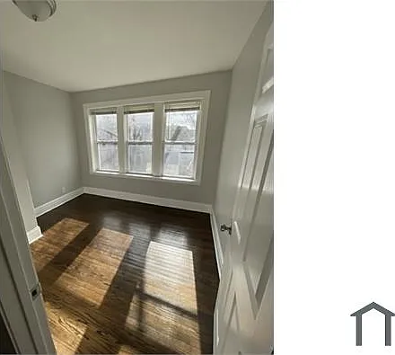 3 bed, $2,100 — Photo 1