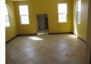 4th image of 13371 Nottingham Ave