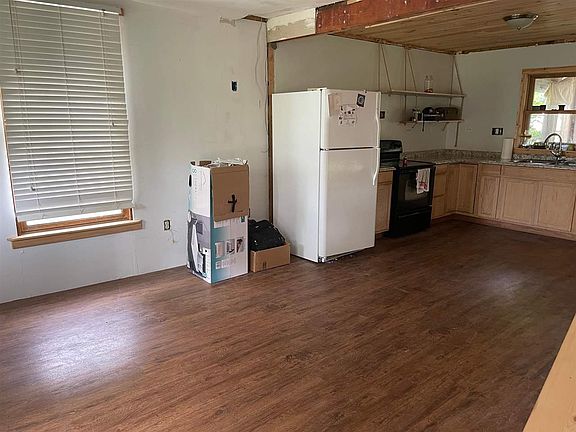 5th image of 16 Belmont St