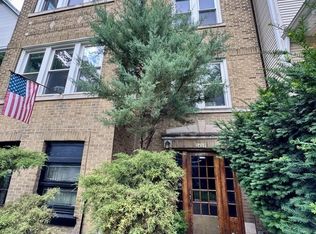 2439 N Francisco Ave #3, Chicago, IL 60647
