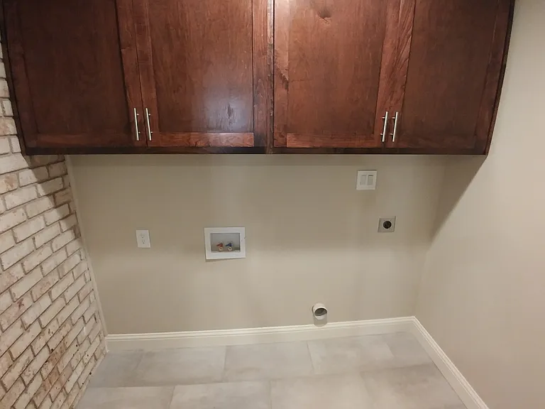 13434 Spring Grove Ave — Photo 22