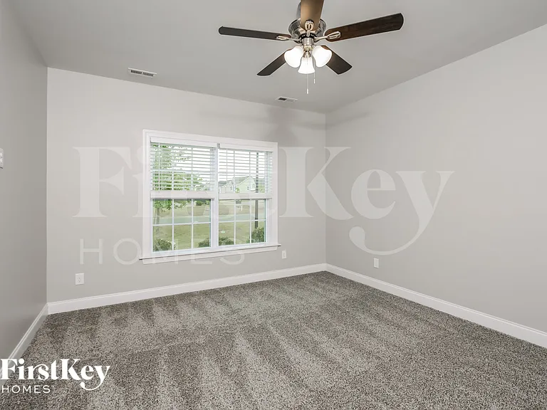 157 Ramsgate Dr — Photo 9