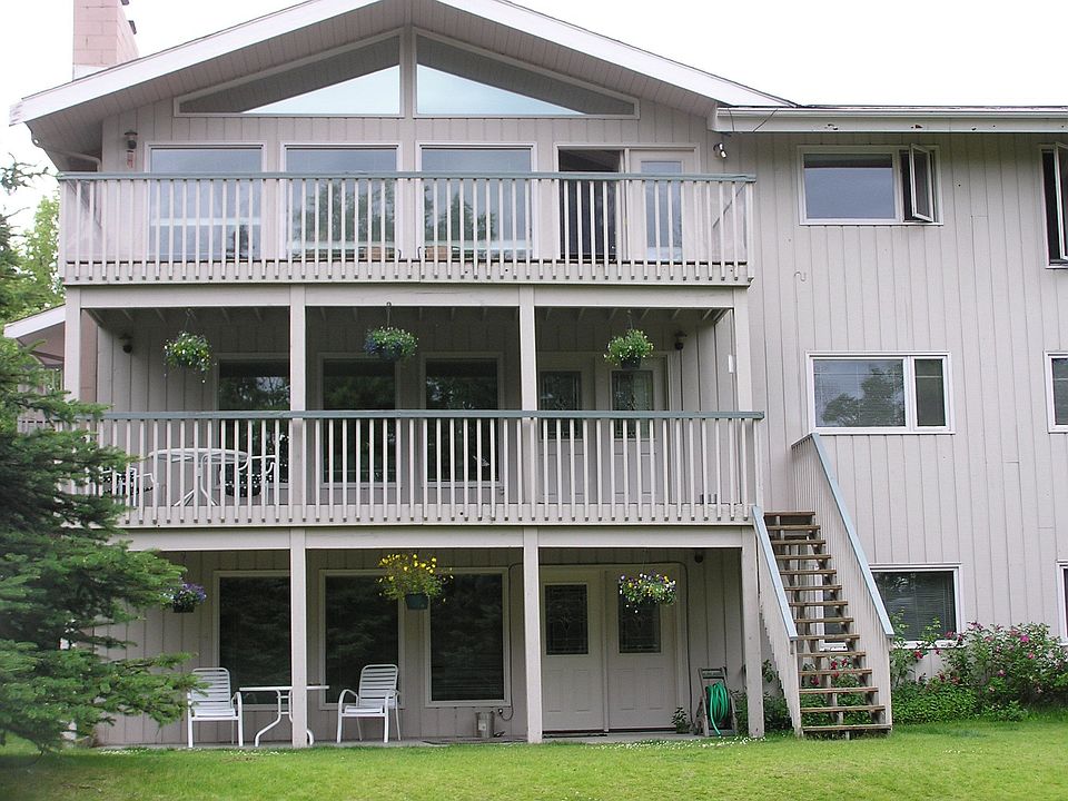 2nd image of 2125 Dahl Ln