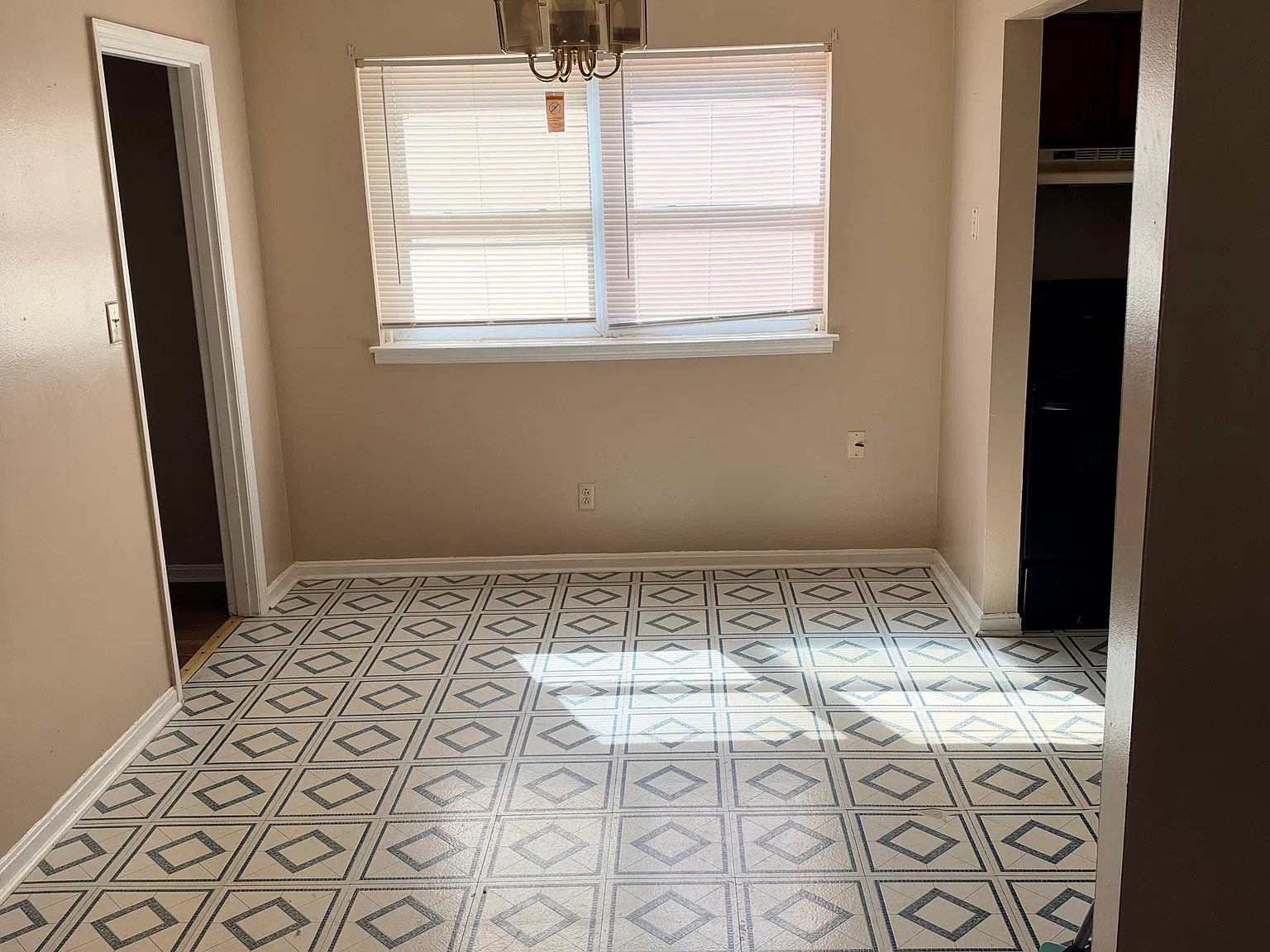 2 bed, 850 sqft, $1,000 — Photo 4