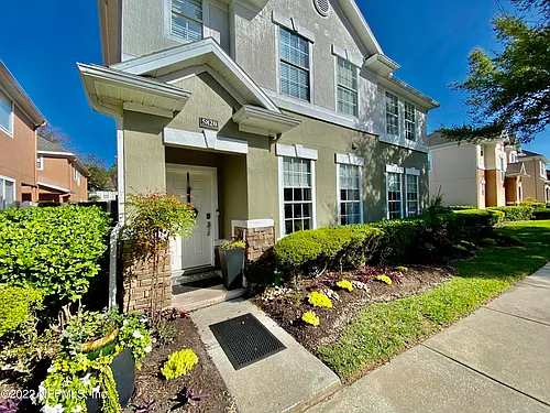 5820 Parkstone Crossing Dr Photo 1
