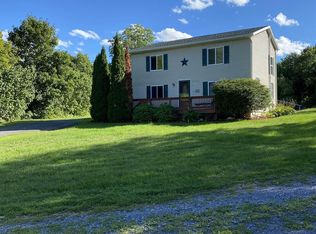 133 Martins Hill Rd, Ravena, NY 12143