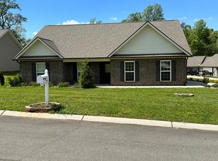 1529 Griffitts Blvd, Maryville, TN 37803