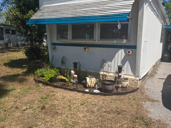 166 Woodland Dr, Leesburg, FL 34788