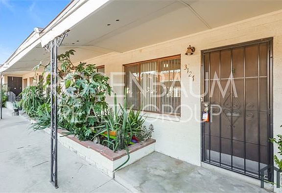 3rd image of 3127 E Terra Alta Blvd