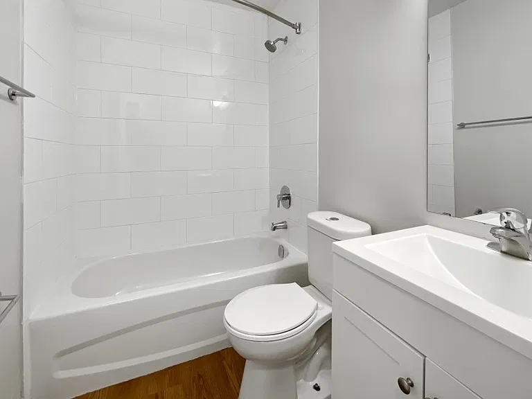 91 Front Ave W — Photo 11