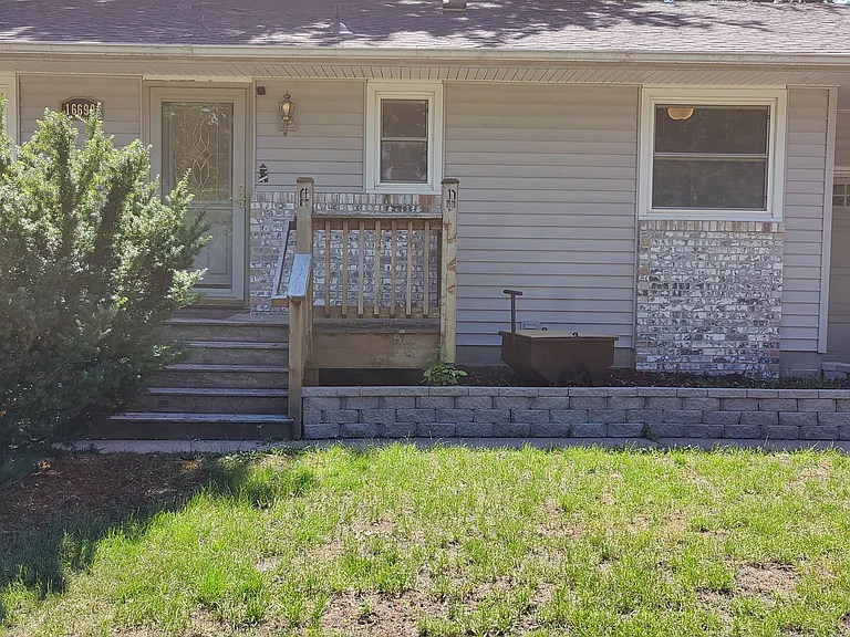 16699 Galena Ave — Photo 6