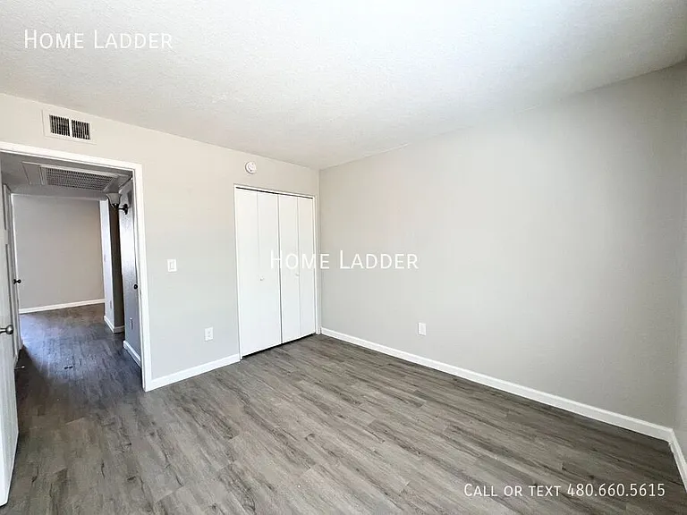 4959 S Park Ave #104 — Photo 13