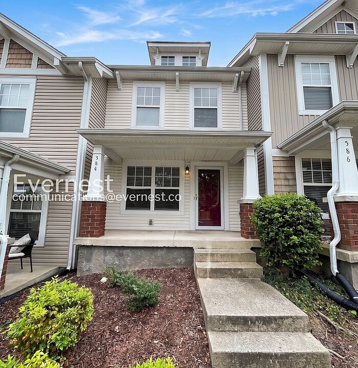 1st image of 584 Flintlock Ct