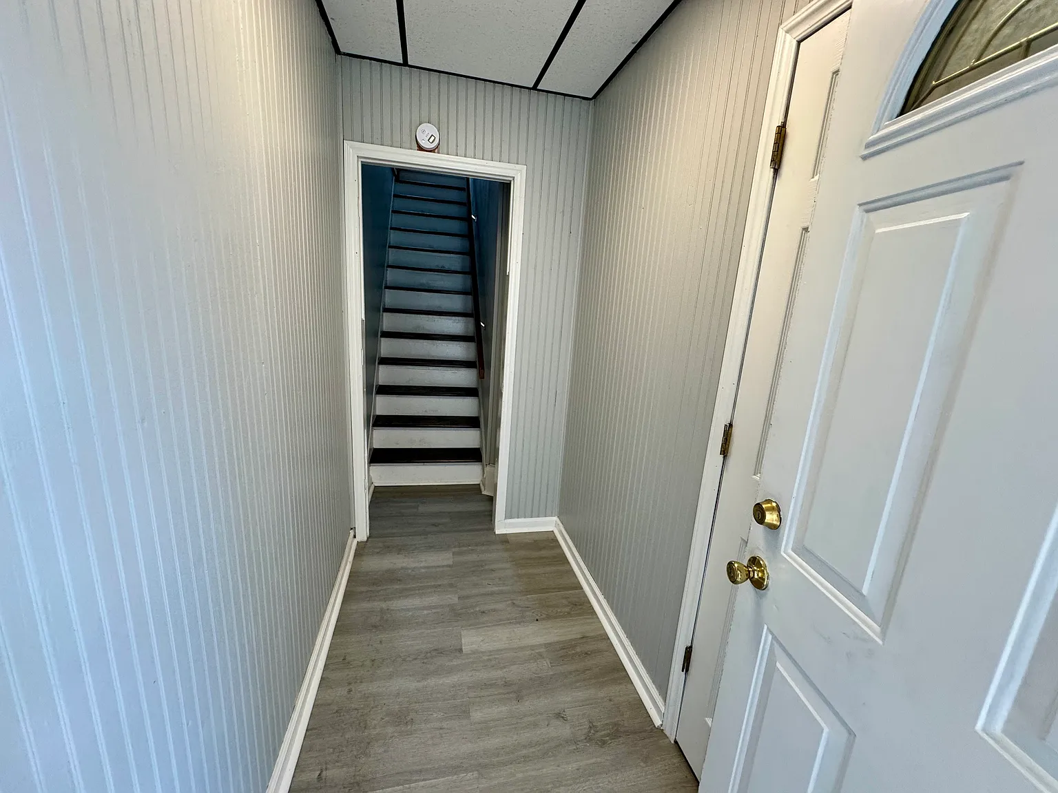 36 Walnut St — Photo 2