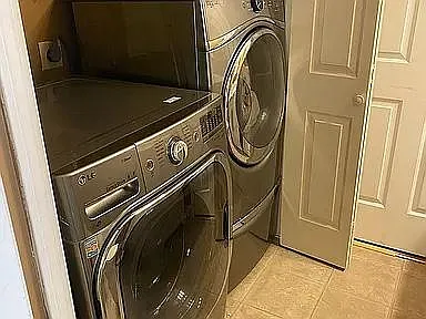 Front load washer dryer