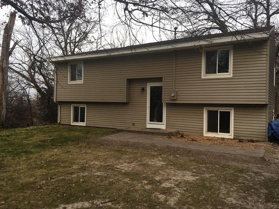 1st image of 15401 Hill Dr