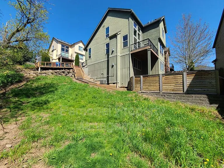 2085 34th St — Photo 36