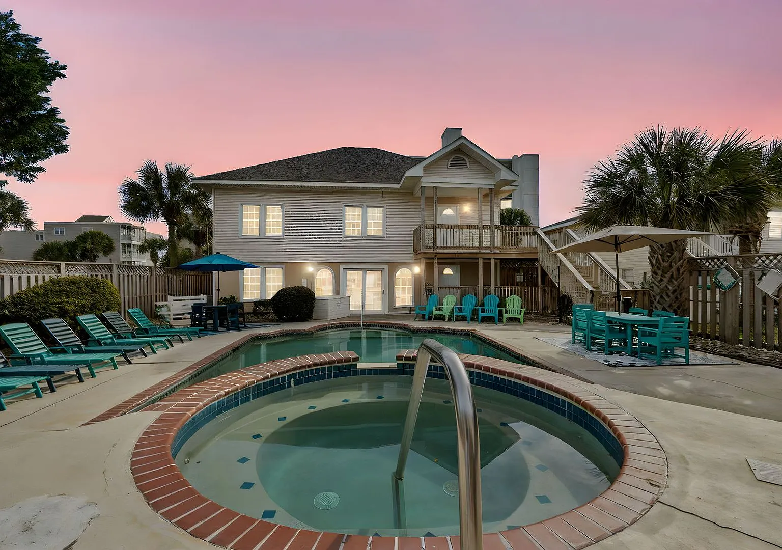 Off Season Rental Only - All Utilities Included — Photo 2
