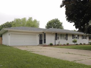 58554 Kerr Creek Rd, Three Rivers, MI 49093