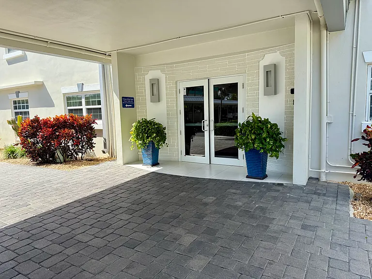 1439 S Ocean Blvd — Photo 34