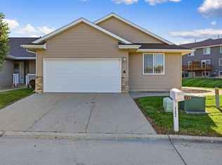 3765 37th Ave SW, Cedar Rapids, IA 52404