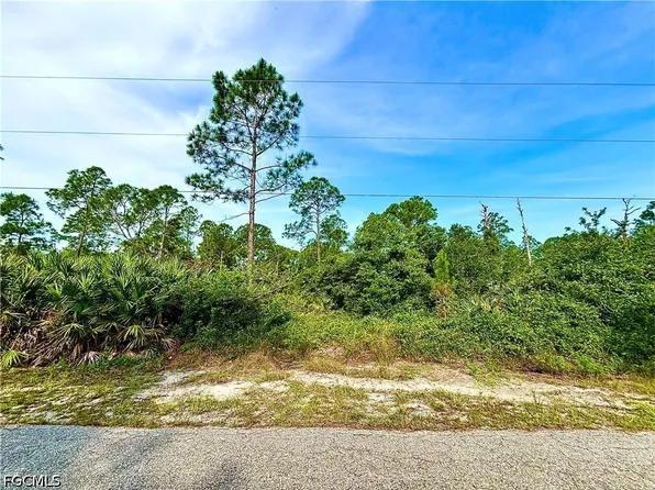 1313 Scott Ave, Lehigh Acres, FL 33972