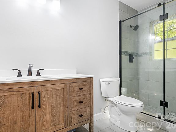 5th image of 134 Mills Valley Dr