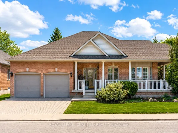2 Orchard Park Gate, Brampton, ON L6R 1W5