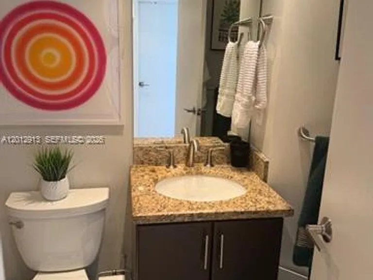 2333 Brickell Ave #812 — Photo 21