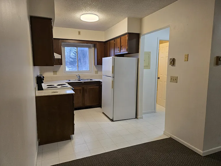 118 S Main St #2 — Photo 24