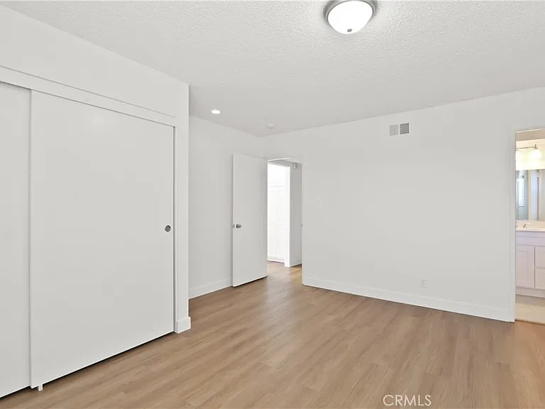 2113 W 180th Pl — Photo 9