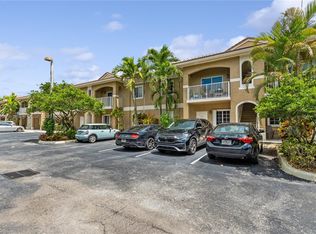 4802 Washington St #7, Hollywood, FL 33021