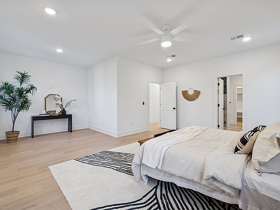 5th image of 525A Croley Dr