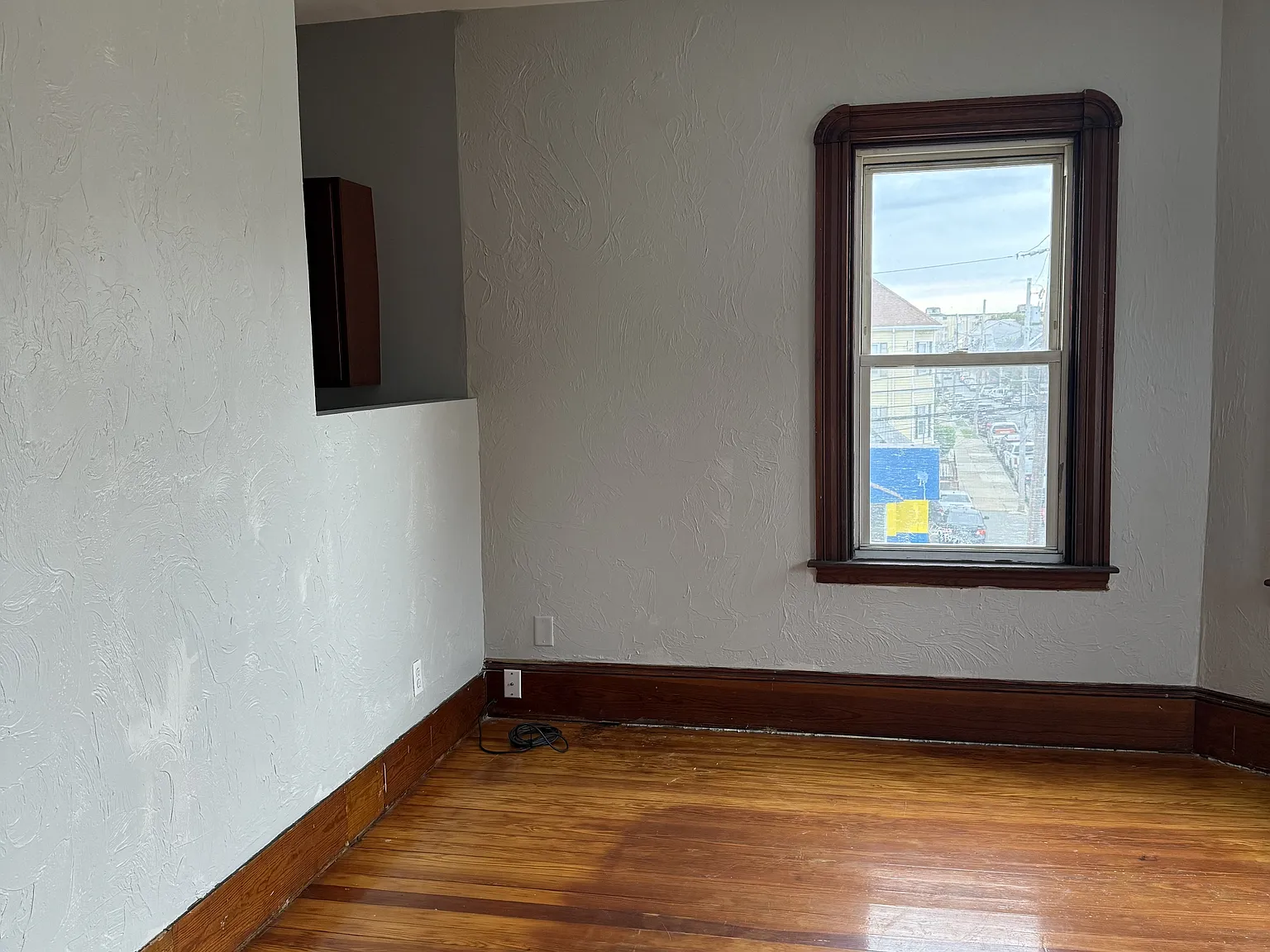 206 Belleville Road New Bedford - 3 — Photo 4