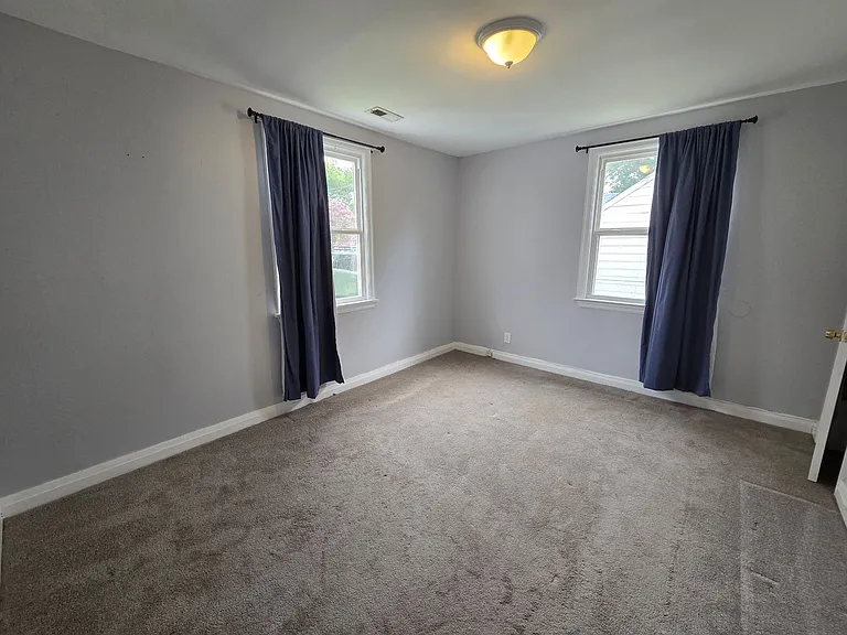 7405 Yorktown Dr — Photo 19