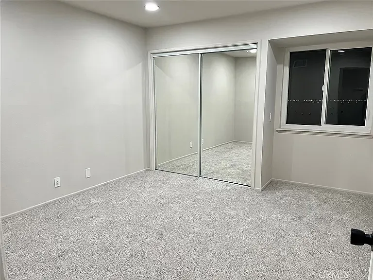 4750 Mariposa Dr — Photo 13