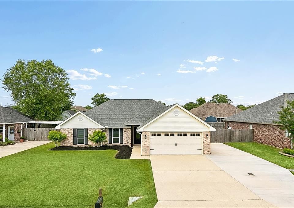 1st image of 209 Bethany Dr