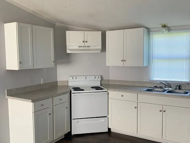 259 Casual Dr — Photo 7