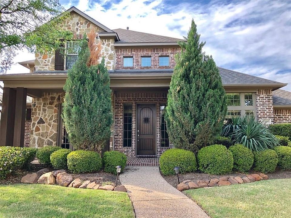 1st image of 10084 Bowling Green Dr