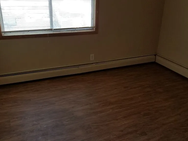Cedar Avenue Apartments — Photo 50